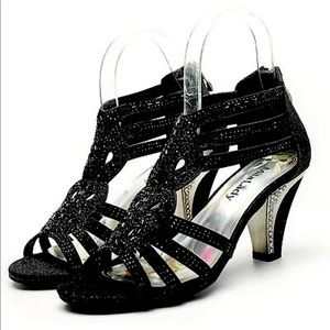 Mila Black Heels Size 9 - lightly worn once